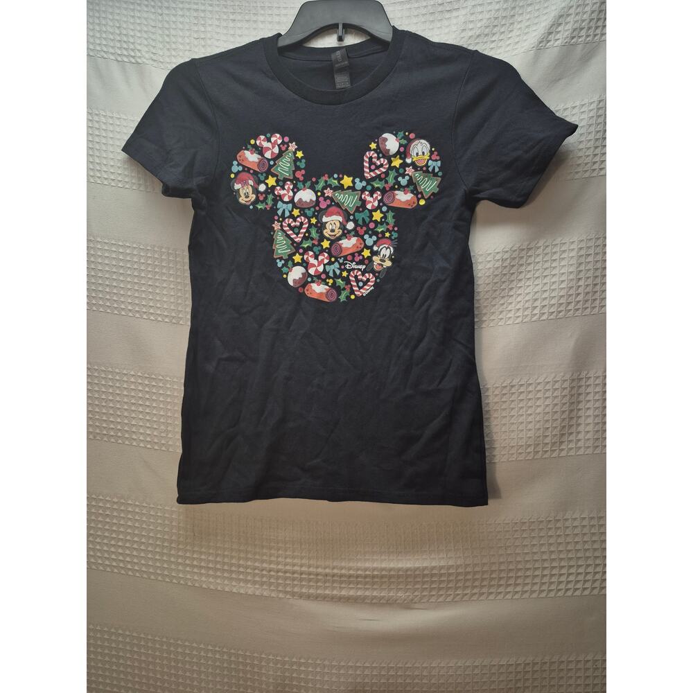 Gildan womens size small black 100% cotton Disney Christmas t-shirt 7274